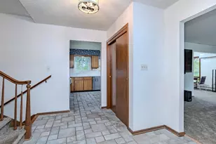 707 Country Club Rd, Schofield, WI 54476 - Photo 11