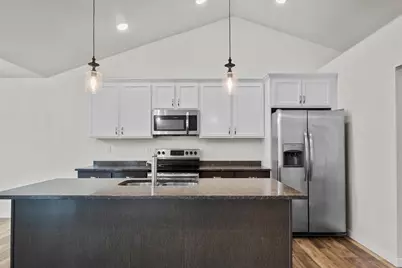 335 Allen Street, Amherst, WI 54406 - Photo 9