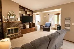 333 New Market Ct, Nekoosa, WI 54457 - Photo 3