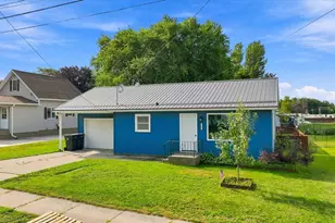 112 E 17th St, Marshfield, WI 54449 - Photo 3