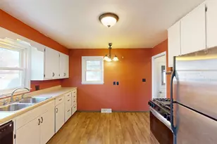 112 E 17th St, Marshfield, WI 54449 - Photo 19