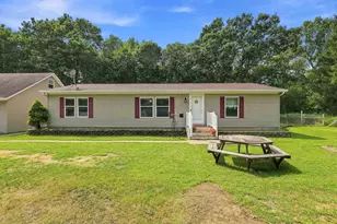 N2729 S Hill Ln, Redgranite, WI 54970 - Photo 5