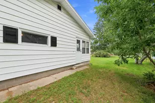 2809 Cleveland Ave, Stevens Point, WI 54481 - Photo 35