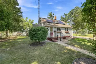 2500 Bush St, Stevens Point, WI 54481 - Photo 3