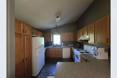 7395 Whitespire Road #Building 13-Unit 1, Schofield, WI 54476 - Photo 9