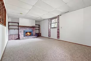 1019 W Upham St, Marshfield, WI 54449 - Photo 37