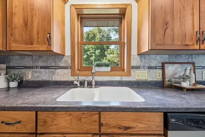 1019 W Upham Street, Marshfield, WI 54449 - Photo 23