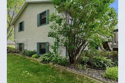 1019 W Upham Street, Marshfield, WI 54449 - Photo 5