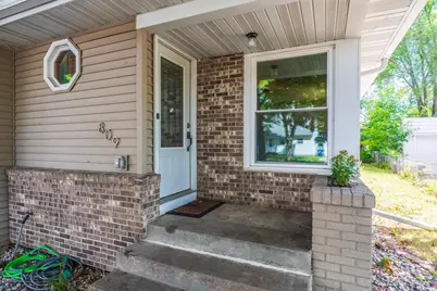 809 N 8th Avenue, Wausau, WI 54401 - Photo 3
