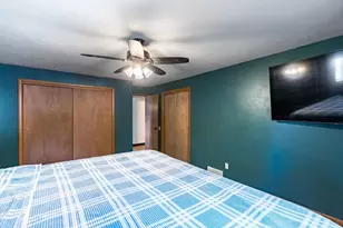 809 N 8th Ave, Wausau, WI 54401 - Photo 27