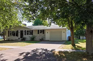 316 Indiana Ave, Stevens Point, WI 54481 - Photo 37