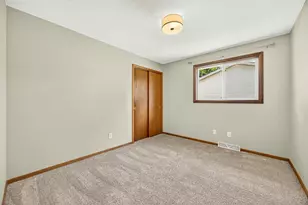 316 Indiana Ave, Stevens Point, WI 54481 - Photo 17