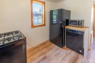 15 W Montrose Street W, Rhinelander, WI 54501 - Photo 5