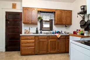 1431 N 1st Ave, Wausau, WI 54401 - Photo 9