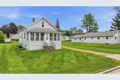 332 Maple Street, Granton, WI 54436 - Photo 3