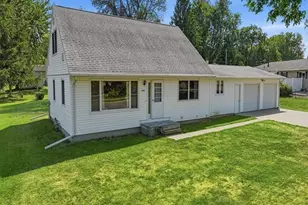 408 E Grant St, Marshfield, WI 54449 - Photo 3
