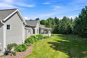 1109 S Locust Ave, Marshfield, WI 54449 - Photo 43