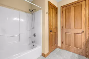 2242 Meadow Dr, Kronenwetter, WI 54455 - Photo 35