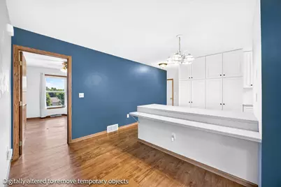 327 S 56th Avenue, Wausau, WI 54401 - Photo 7