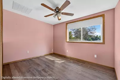 327 S 56th Avenue, Wausau, WI 54401 - Photo 35