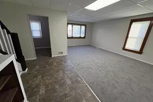 810 S Vine Ave, Marshfield, WI 54449 - Photo 3