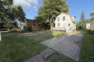 810 S Vine Ave, Marshfield, WI 54449 - Photo 25