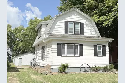 810 S Vine Avenue, Marshfield, WI 54449 - Photo 1