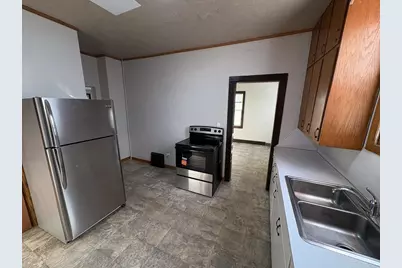 810 S Vine Avenue, Marshfield, WI 54449 - Photo 9