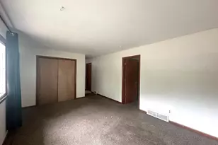 2410 Gaynor Ave, Wisconsin Rapids, WI 54495 - Photo 3