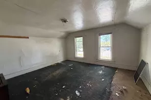 906 N 1st Ave, Wausau, WI 54401 - Photo 13
