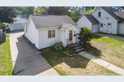 825 S 11th Avenue, Wausau, WI 54401 - Photo 1