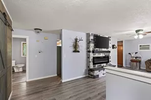6979 County Rd S, Rudolph, WI 54475 - Photo 7