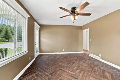 2423 Stanley Street, Stevens Point, WI 54481 - Photo 7