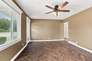 2423 Stanley St, Stevens Point, WI 54481 - Photo 7