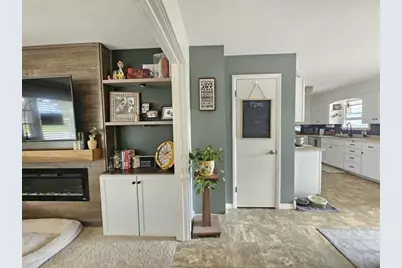 500 E Grant Street, Marshfield, WI 54449 - Photo 7