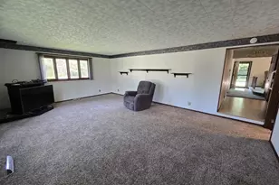 2810 12th St S, Wisconsin Rapids, WI 54494 - Photo 9