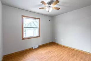 1729 N 3rd Ave, Wausau, WI 54401 - Photo 13