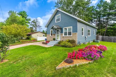 1729 N 3rd Avenue, Wausau, WI 54401 - Photo 1