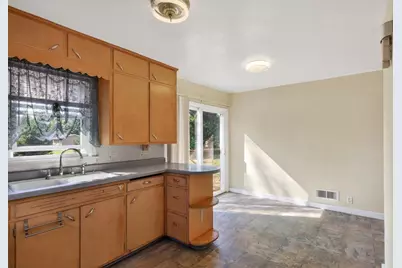 1011 11th Avenue North, Wisconsin Rapids, WI 54495 - Photo 7