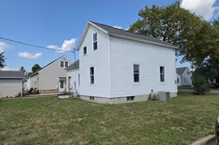 211 12th St N, Wisconsin Rapids, WI 54494 - Photo 5