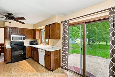1200 E 21st Street, Marshfield, WI 54449 - Photo 11