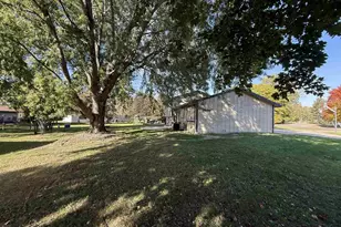 1200 E 21st St, Marshfield, WI 54449 - Photo 39