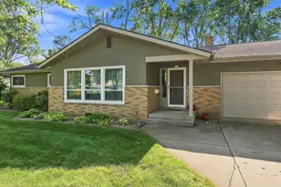 517 Sommers St, Stevens Point, WI 54481 - Photo 3