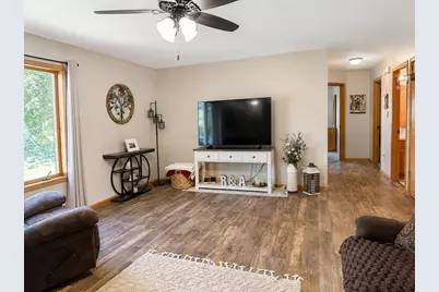 600 W 11th Street, Marshfield, WI 54449 - Photo 5