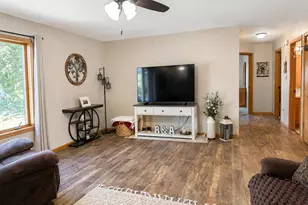 600 W 11th St, Marshfield, WI 54449 - Photo 5