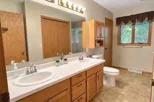 600 W 11th St, Marshfield, WI 54449 - Photo 15