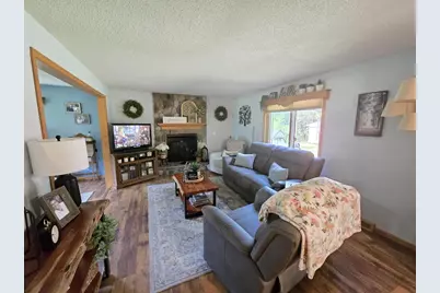 517 Regal Forest Trail, Nekoosa, WI 54457 - Photo 9