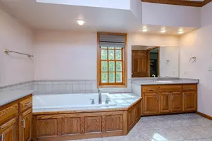 4029 Crestwood Dr, Wausau, WI 54403 - Photo 35