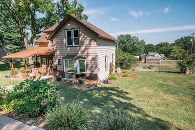 411 E 5th Street, Neillsville, WI 54456 - Photo 3