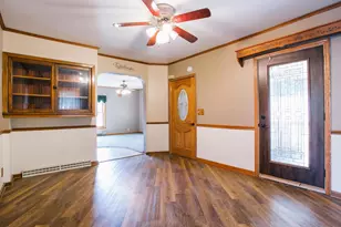 411 E 5th St, Neillsville, WI 54456 - Photo 9